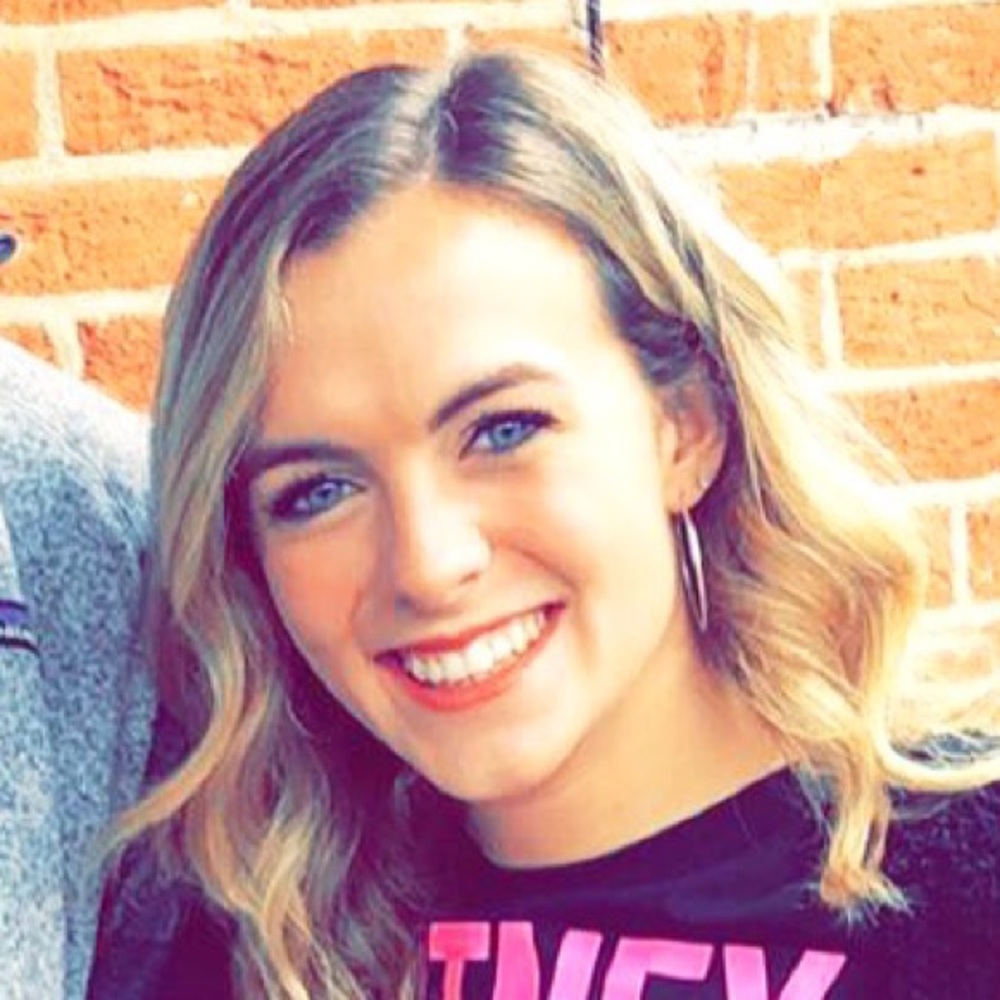 Meet your Posher, Monica